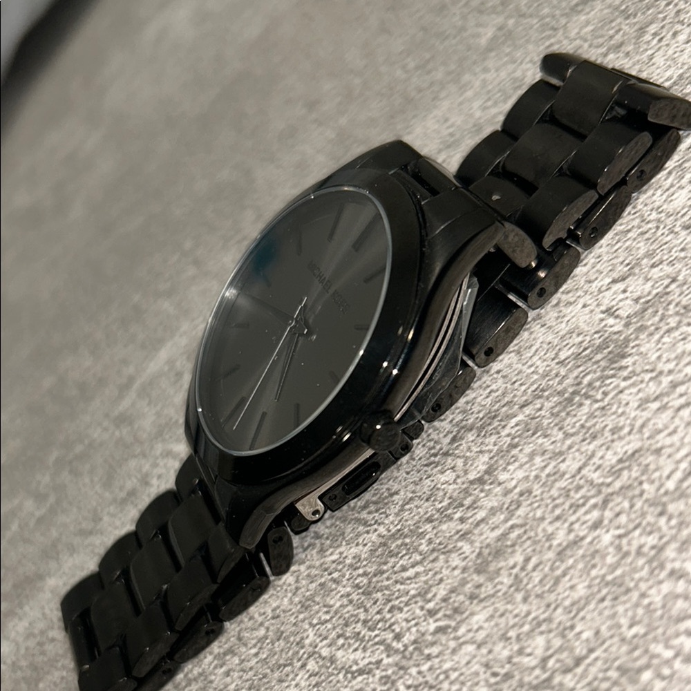 Michael Kors Black and Gray Watch - Picture 3 of 9